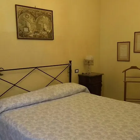 With One Bedroom In Viareggio, With Wonderful Mountain View 아파트